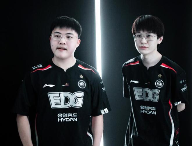 开云体育APP下载-FNC绝杀TES，Peanut极限生还后反打强强对话八强赛，技惊四座的简单介绍