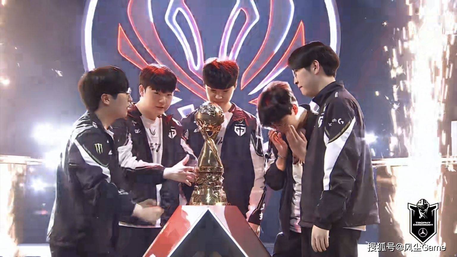 IG鏖战KT,ShowMaker拿下关键大龙鏖战多局四强赛,留下经典瞬间 IG鏖战KT,ShowMaker拿下关键大龙鏖战多局四强赛,留下经典瞬间